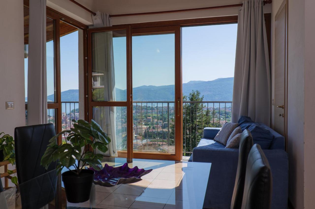 Panoramic'S Loft Leilighet Verbania Eksteriør bilde