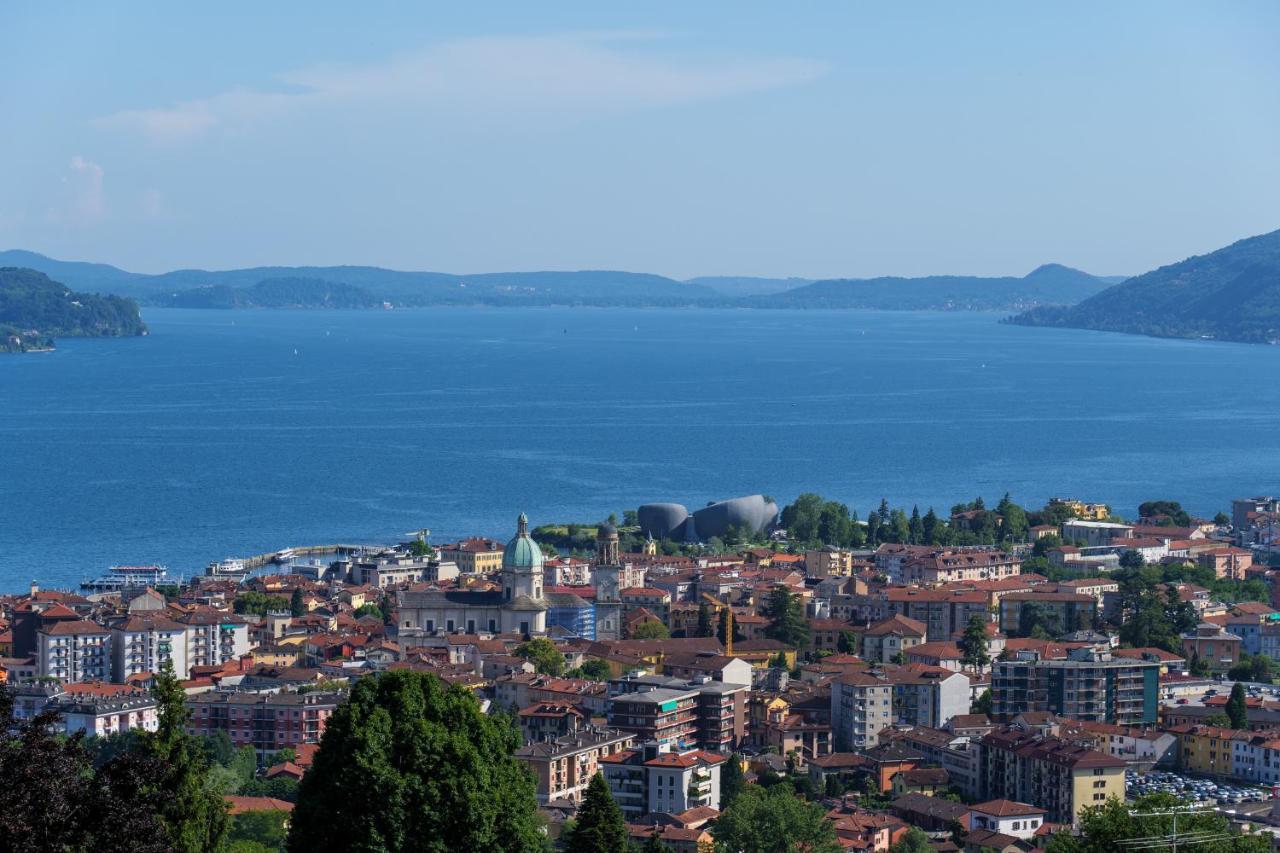 Panoramic'S Loft Leilighet Verbania Eksteriør bilde